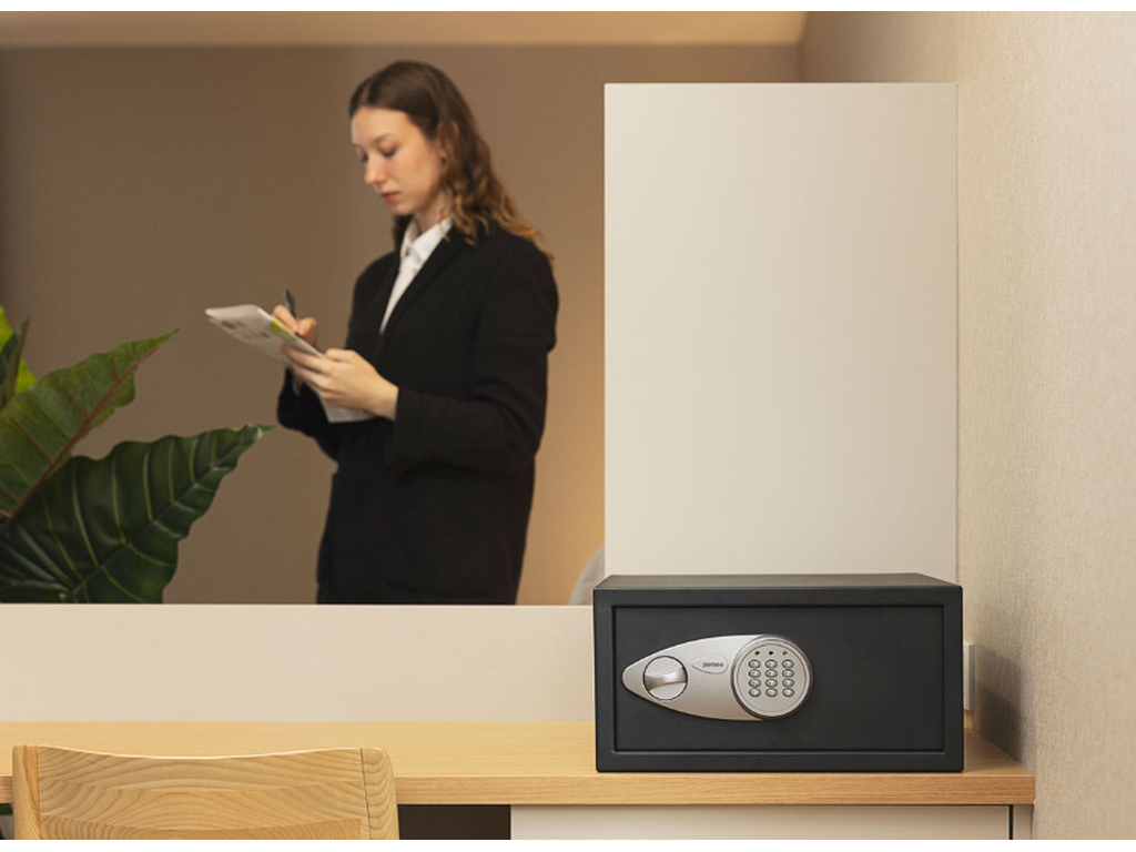 CAJA FUERTE PERSEO SERIE ALPHA (2)